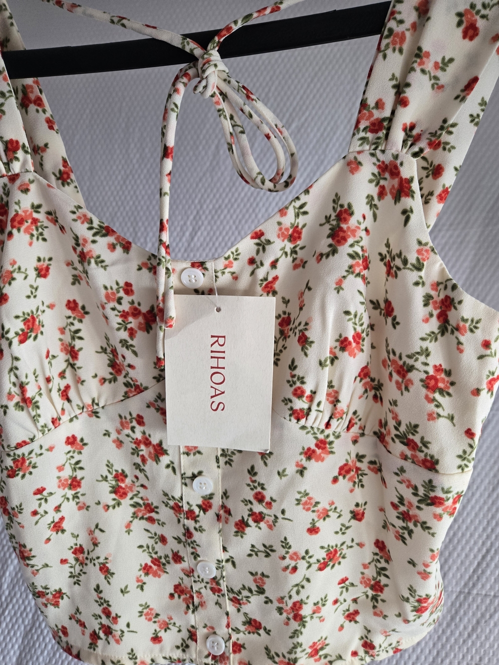 RIHOAS Cream Floral Button Crop Top with Red Roses